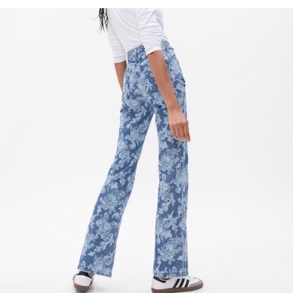 Gap x LoveShackFancy Icon Jeans - Picture 2 of 8